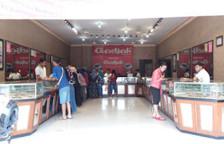 Toko Emas Gajah Jombang