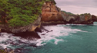 Pantai Mbirit Pantai-Mbirit-Gunungkidul-Yogyakarta